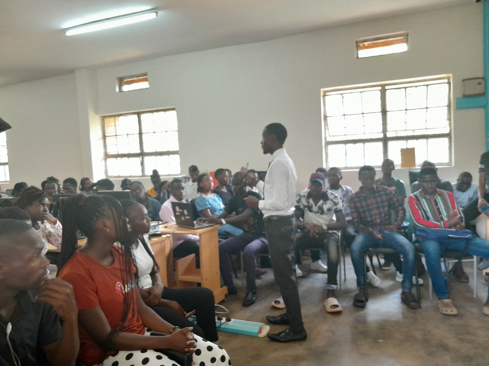 IT training session for students